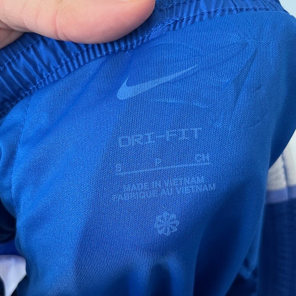 Nike Kids Shorts Size Small - Picture 6 of 8